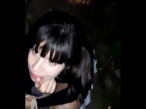 ❤️ Na rúa pene inchado a cambio de doces ❤️❌ Follar en nós